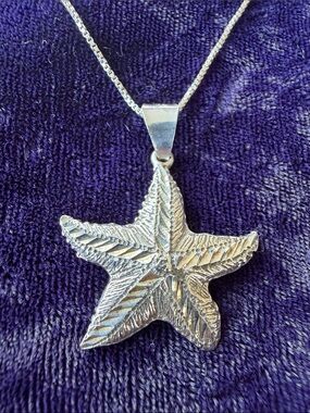 Vintage 925 sterling silver star fish  necklace, Southwestern
